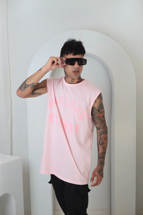 Camiseta Ragata Machão College Rosa