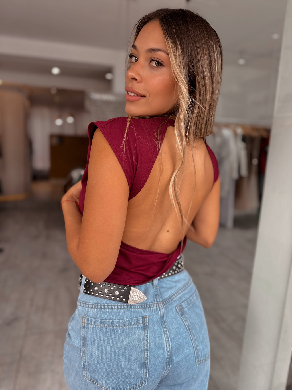 Musculosa Anita thumbnail 3