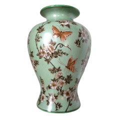 Vaso verde claro em porcelana Craquelê, com pintura à mão de borboletas e flores coloridas na internet