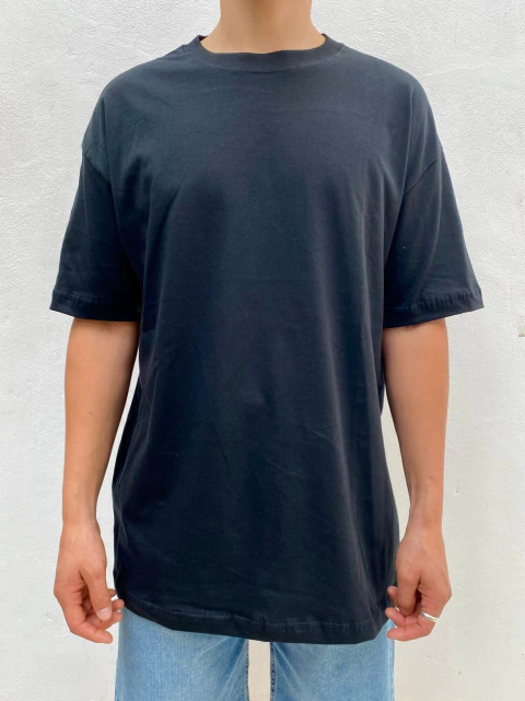 Remera Oversize Lisa Pura Vida Negra - comprar online