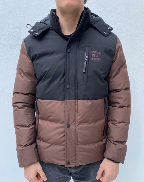 Campera de Abrigo Captain Fin Farrel Marron / Negro - comprar online
