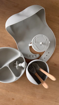 SET DE ALIMENTACIÓN de BEBÉ en SILICONA 8 PIEZAS - tienda online