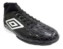 Botines Botitas Umbro Adulto Sty Calibra Ng/bl - 781661 en internet