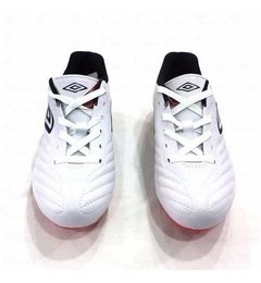 Botines Futbol Umbro Con Tapones Chut Cpo Attak - 561551 - PASION AL DEPORTE