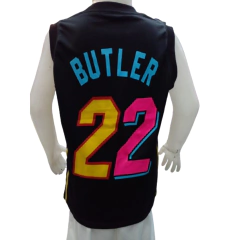 Conjunto Camiseta y Short de Basquet MIAMI talle Nio!! - MESNBNON