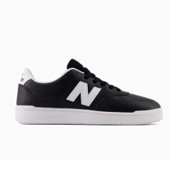 Zapatilla New Balance Urbana Mujer Negro - BBW80BKW en internet