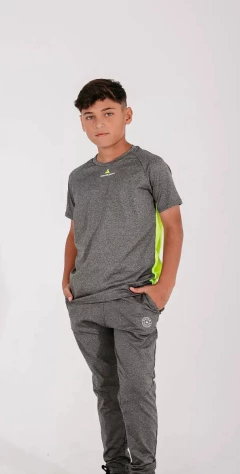 Remera Deportiva Niño Lycra Urban Luxury Gris - RMDFN - comprar online