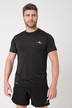 Remera Deportiva Negra Rehodry Hombre + Short Microfibra Shmicro Gris - comprar online