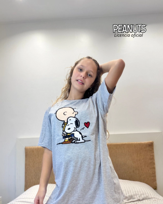Remera Love Snoopy & Charlie Brown