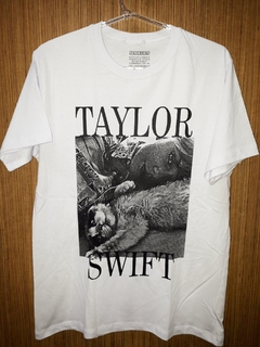 CAMISETA TAYLOR SWIFT na internet