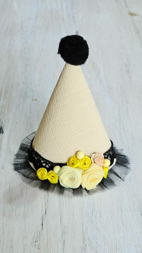 Bonete Pre Añito Amarillo Abeja