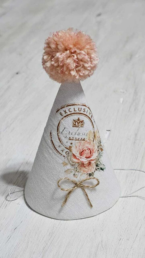 Bonete Pre Añito Rosa (Mini)