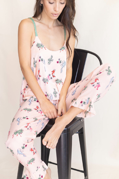 Set 4 piezas Blusa + short + remera + pantalon ROSA PECES en internet