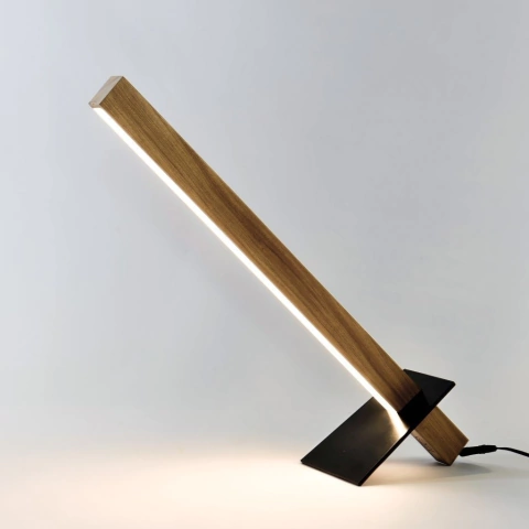 Maeva - madera oscura con dimmer