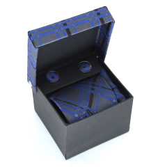 KIT Caixa de Presente, Gravata Tradicional, Lenço e Abotoadura KIT-CXTRLEAB17294