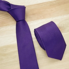 Gravata Slim Roxa Ultravioleta Textura Listrada SL-03029 - comprar online