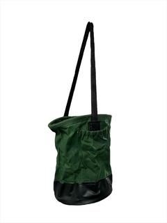 BALDES DE LONA COM 2 BOLSOS (VERDE) - comprar online
