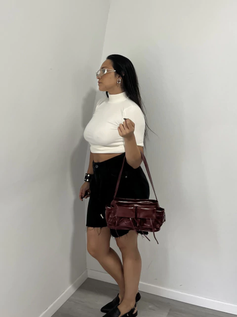 Remera Rich BORDÓ - comprar online