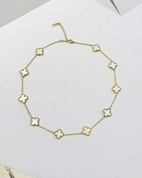 Collar Trebol- Blanco - comprar online