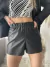 Short basic eco cuero