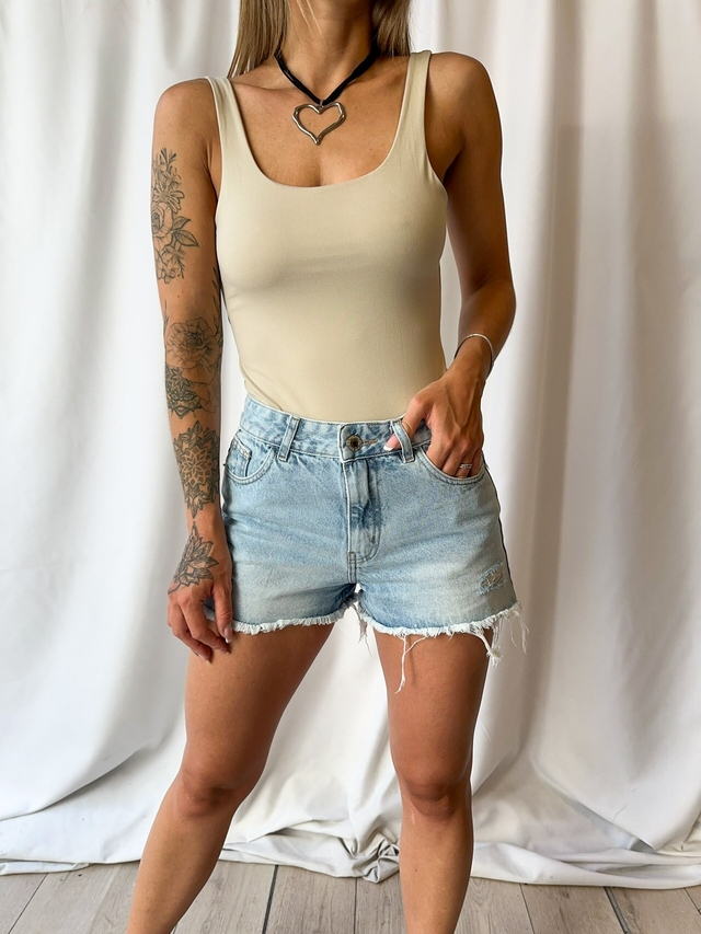 Musculosa BASIC thumbnail 2