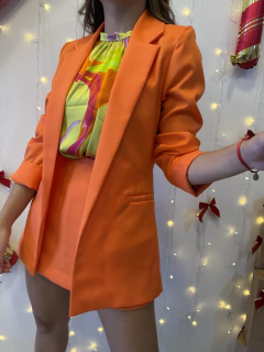 Blazer Olivia Paris Naranja - LASOLIVIAS