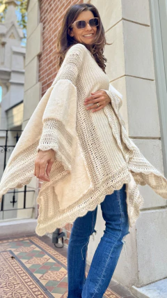 Poncho Lana KEATS . MICROCAPSULA - comprar online