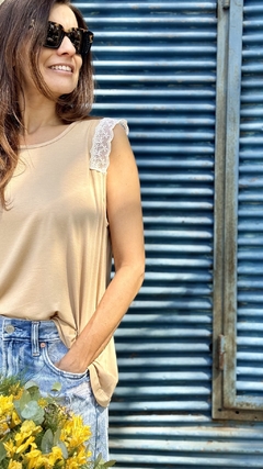 Remera ROSALINA - comprar online