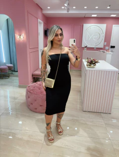 VESTIDO RETO MIDI PRETO na internet