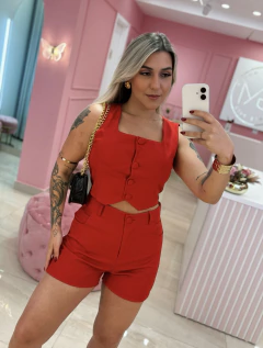 CONJUNTO BLUSINHA + SHORT VERMELHO
