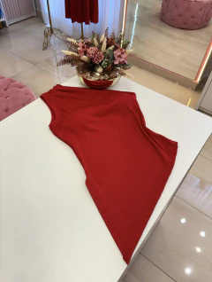 Imagem do BLUSA UM OMBRO SÓ ASSIMÉTRICA