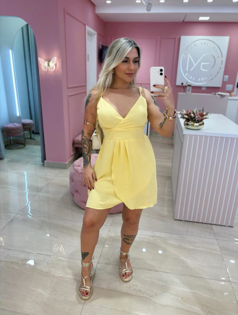 VESTIDO AMARELO