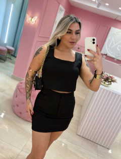 CONJUNTO BLUSINHA + SHORT SAIA PRETO