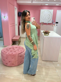 BLUSA ASSIMÉTRICA VERDE MENTA na internet
