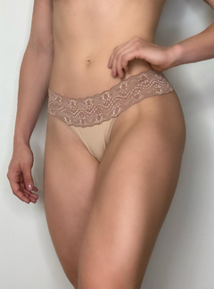 Calcinha Tanga Cós Em Renda Duhellen Bege 0944 - comprar online