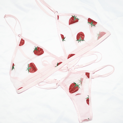 Conjunto lencería de tul rosa con frutillas con glitter