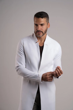 Jaleco William na internet