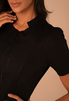 Blusa Lady Black na internet