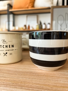 MUG RAYAS NEGRO 280ML - comprar online