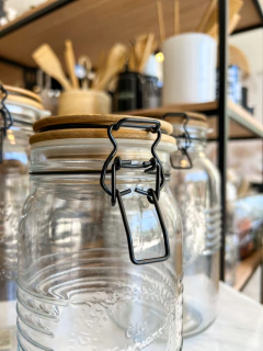 FRASCO HERMETICO TAPA MADERA OLD FASHION 2000ML - comprar online