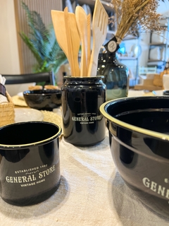MUG ENLOZADO GENERAL STORE - DecoHome
