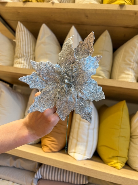 PICK POINSETTIA PLATEADO 20CM