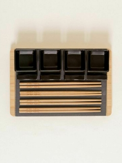 SET DE SUSHI X4 NEGRO BAMBOO Y LAJA 30X20CM