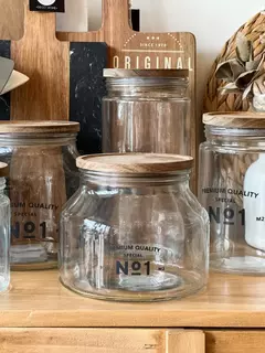 FRASCO REDONDO VIDRIO Y ACACIA SPECIAL (5 medidas)