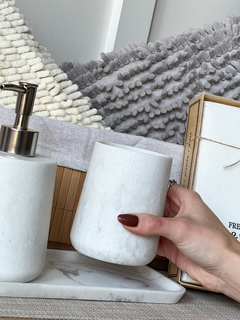 PORTACEPILLO NACARADO BLANCO - comprar online