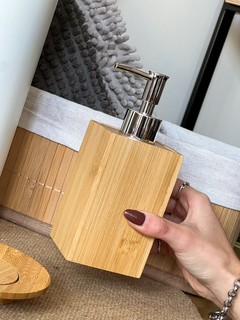 DISPENSER BAMBOO CUADRADO - comprar online