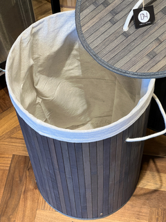 CESTO DE ROPA BAMBOO GRIS REDONDO CON TAPA - DecoHome