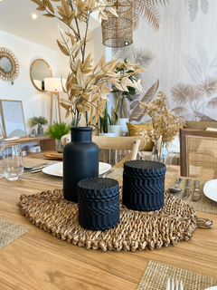 CARAMELERA CON RELIEVE NEGRA CHICA