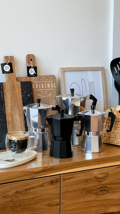 CAFETERA ITALIANA 6 POCILLOS ALUMINIO - tienda online