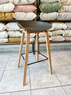 BANQUETA SOHO GRIS - DecoHome